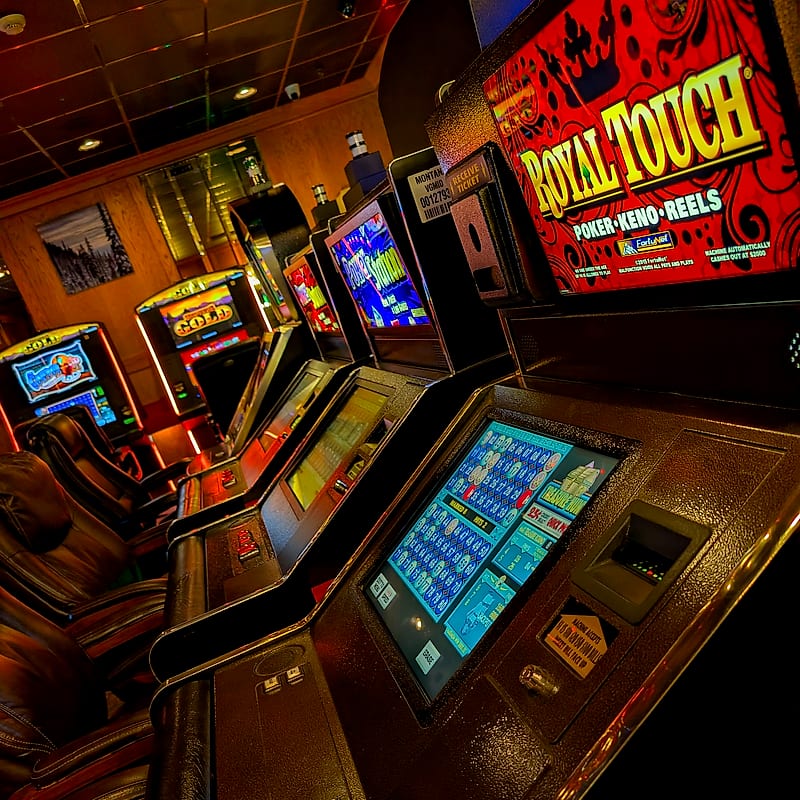 Royal Touch poker and keno machines at Victorian Casino, Whitefish MT